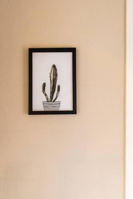 Beautiful 2 Story Manor Close To Beach And All - South Australia Travel 2