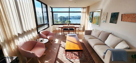 Beautiful Harbour Views, Stylish Apartment & Pool - South Australia Travel 0