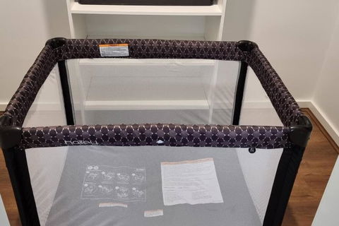 Beautiful New Home In Throsby With 5 Bedrooms - South Australia Travel 4