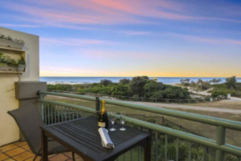 Beautiful Palm Beach - Beachfront 3 Bedroom! - South Australia Travel 0