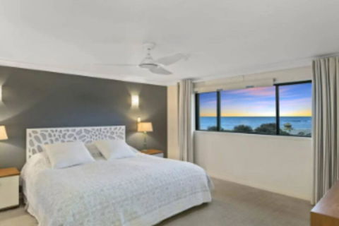 Beautiful Palm Beach - Beachfront 3 Bedroom! - South Australia Travel 1