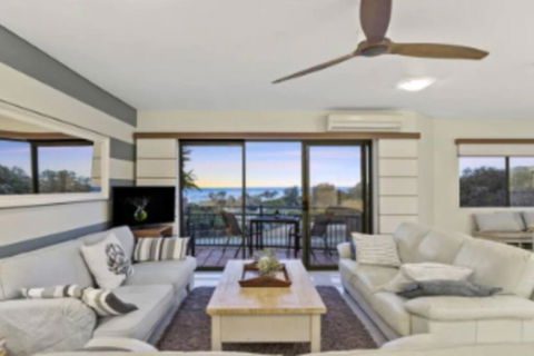 Beautiful Palm Beach - Beachfront 3 Bedroom! - South Australia Travel 4