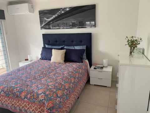 BEACH, SHOPS & STRAND 5 Min Walk Away - South Australia Travel 4