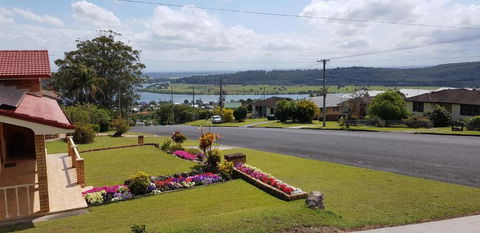 Beautiful River View Guesthouse - South Australia Travel 0