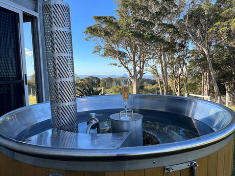 Beautiful With Brilliant Views Of The Glasshouse Mountains - South Australia Travel 2