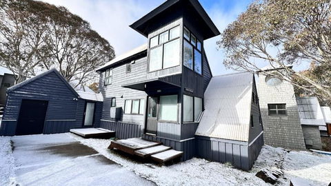 Beinn Bhreagh - South Australia Travel 0