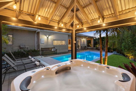 Bella Beach Resort - An Oasis On The Bellarine With Heated Pool - South Australia Travel 3