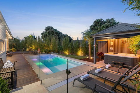 Bella Beach Resort - An Oasis On The Bellarine With Heated Pool - South Australia Travel 1