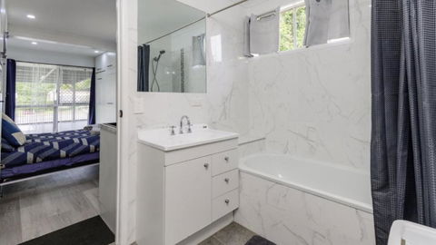 Bella Cove - South Australia Travel 4