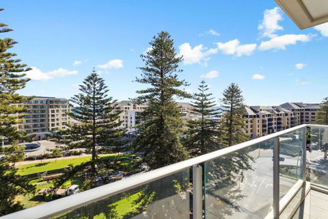 Belle Escapes - Aquarius On Colley Terrace 2 Bed-2bath With Sea Views - South Australia Travel 3