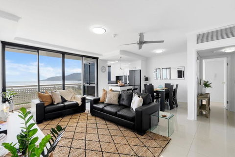 Belle Escapes Rydges Plaza Esplanade Luxury 2-Bedroom Apartment - South Australia Travel 1