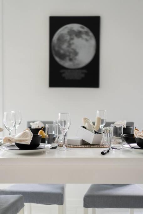 Belleview Home - Brand New 4 Bedroom House Near Ipswich - South Australia Travel 0