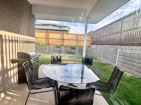 Belleview Home - Brand New 4 Bedroom House Near Ipswich - South Australia Travel 4