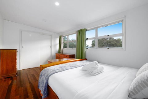 Best Value 4Beds Home Near Shops, Cafes And Forest - South Australia Travel 1