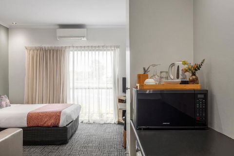 BEST WESTERN Geelong Motor Inn & Serviced Apartments - South Australia Travel 2