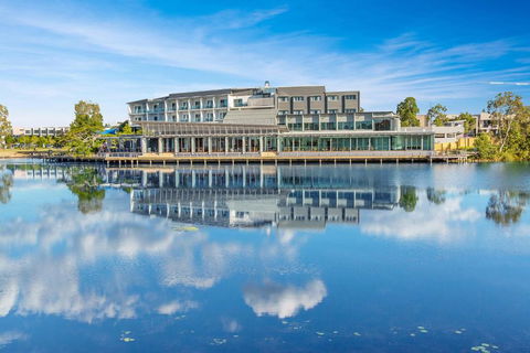 Best Western Plus North Lakes Hotel - South Australia Travel 1