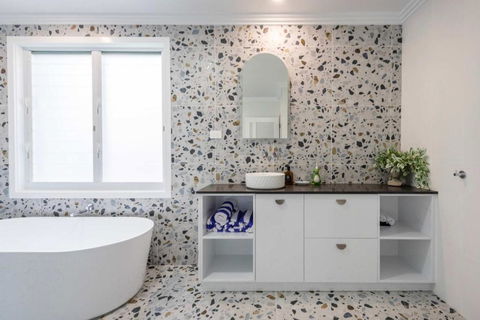 Bikini - Oceanstays - Pet Friendly - South Australia Travel 3