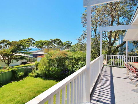 Bimbimbie At Hyams Beach - South Australia Travel 3