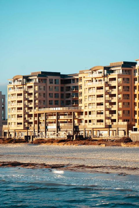 Belle Escapes - Sunset Views At The Bay - South Australia Travel 3