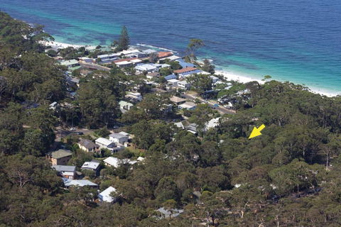 Birdsong At Hyams Beach - South Australia Travel 4