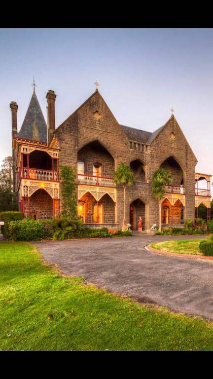 Bishops Palace Ballarat - South Australia Travel 3