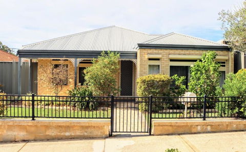 Bj Comfy Home - South Australia Travel 0