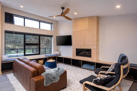 Black Diamond Crackenback - South Australia Travel 2