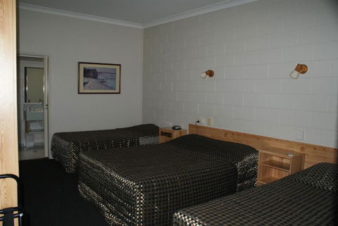 Black Diamond Motel - South Australia Travel 4