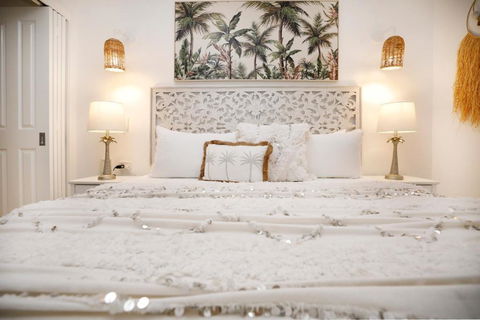 BOHO Bliss In The Best Position In Town, King Bed, 2 Pools, Free WIFI And Undercover Parking - South Australia Travel 2