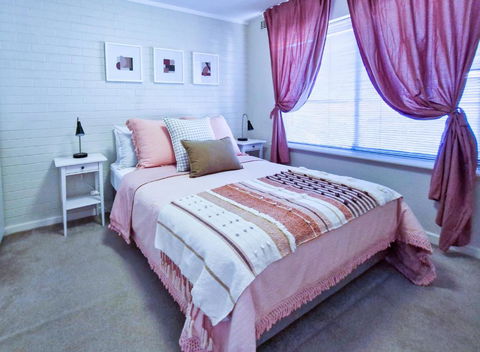 Crawley Cosy Urban Retreat Close To CBD UWA Free Park Netflix - South Australia Travel 1