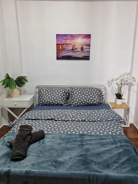 Cozy Stays - 15 Mins To Airport & Gateway To NSW - South Australia Travel 0