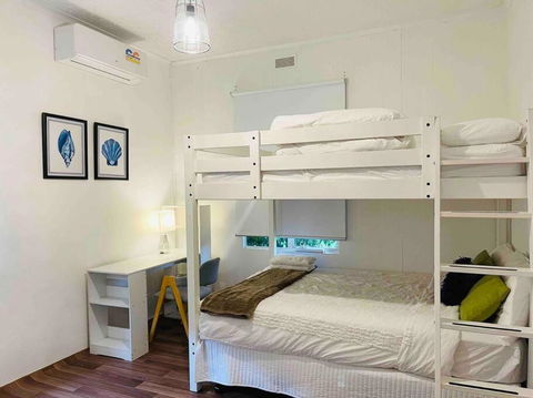 D123 Super Sun Shine Stay - South Australia Travel 1