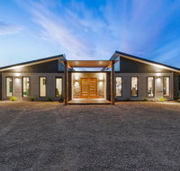 3 WISE MONKEYS MANSFIELD - South Australia Travel