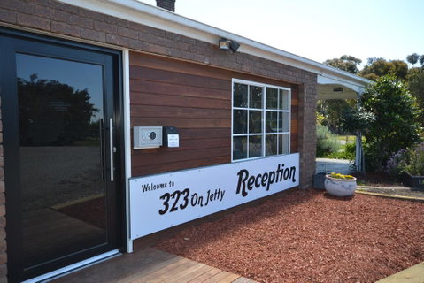 323 On Jetty - South Australia Travel 1
