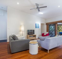 33 Bangalow - Narrawallee's Beautiful Bungalow - South Australia Travel