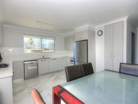 45A Wharf - Upstairs - South Australia Travel 0