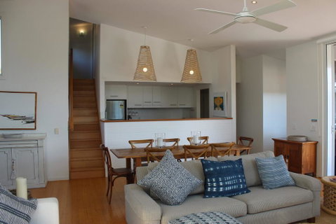 5 ON COAST - South Australia Travel 0