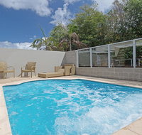 516 'Oaks Pacific Blue' 265 Sandy Point Road- private pool aircon WIFI - South Australia Travel