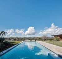99 Acres Bangalow Retreat - South Australia Travel