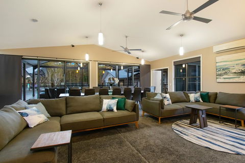 A PERFECT STAY - Lennox Unique Coastal Retreat - South Australia Travel 3