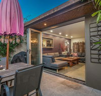 A SWEET ESCAPE - Brandon St Beach  Spa - South Australia Travel