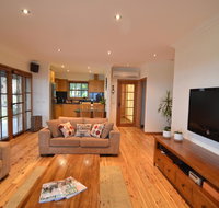 A View to a Hill - South Australia Travel