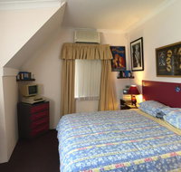 Aarn House BB Airport Accommodation - South Australia Travel