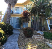 Abel Tasman on Esplanade - South Australia Travel