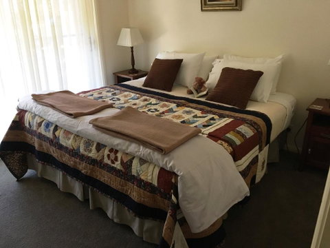 Abelia House B &B - South Australia Travel 1