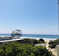 Absolute Beachfront - Cabarita Beach - Ocean Views - 3 Bed Apartment - South Australia Travel