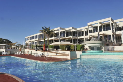 Absolute Beachfront Opal Cove Resort - South Australia Travel 1