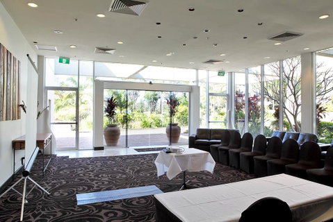 Absolute Beachfront Opal Cove Resort - South Australia Travel 2