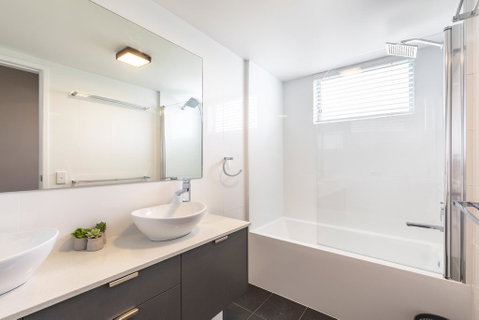 Absolute Beachfront Penthouse, Castaways Beach - South Australia Travel 2