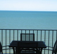 Absolute Beachfront with Million Dollar Views - South Australia Travel